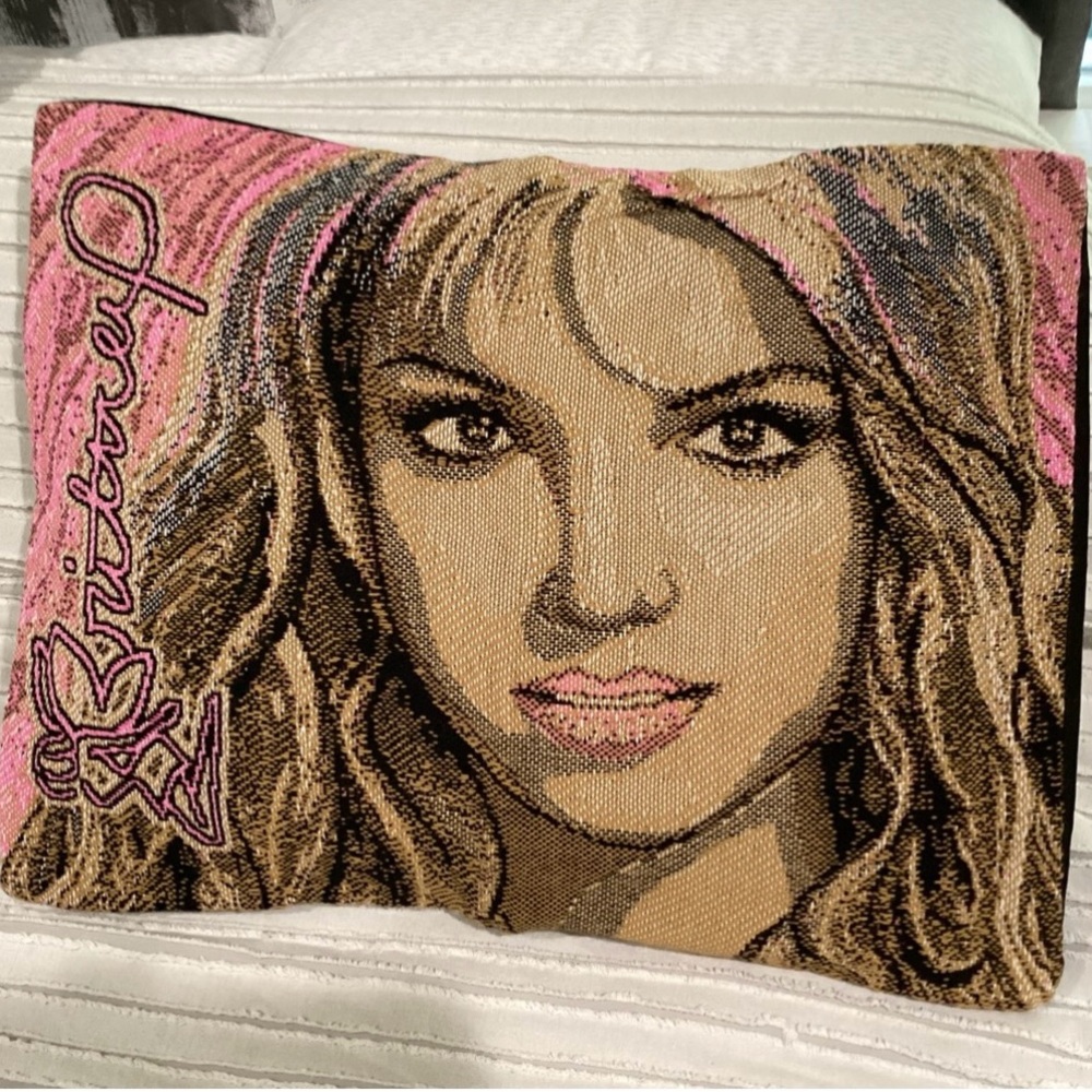 🟡 Vintage & New - Britney Spears Woven Pillow Case - Rare - Collectible